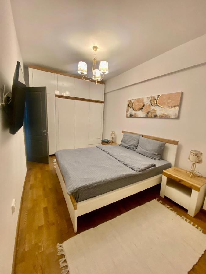 Ferienwohnung Lazar Loft Iasi Exterior foto