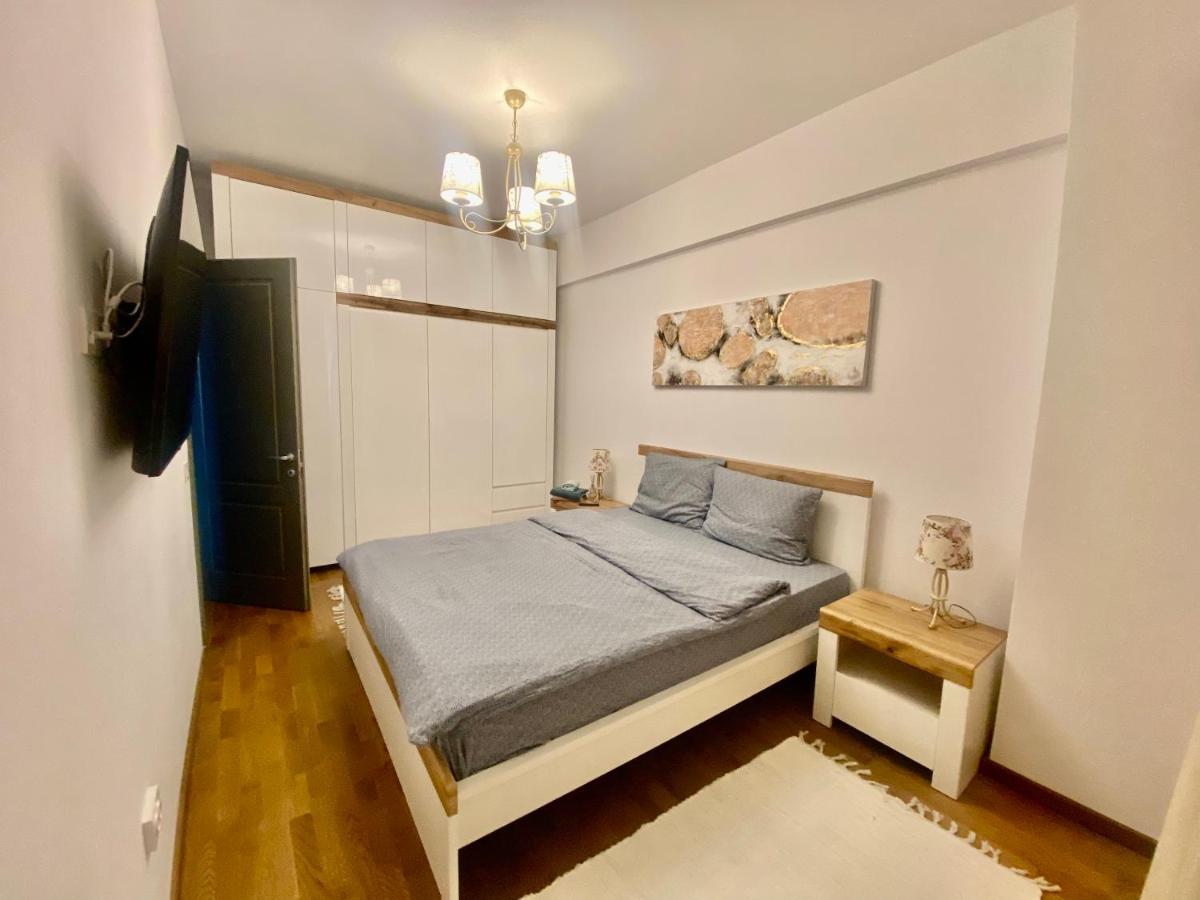 Ferienwohnung Lazar Loft Iasi Exterior foto